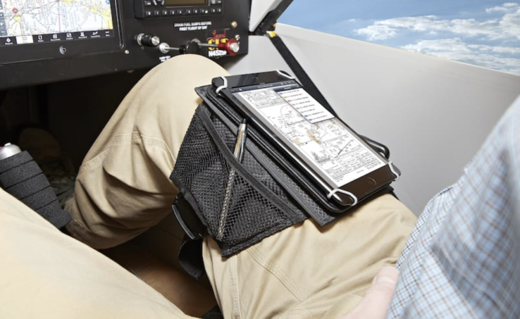 MustHave Aviation Kneeboard Features for Any Pilot EntireWishes