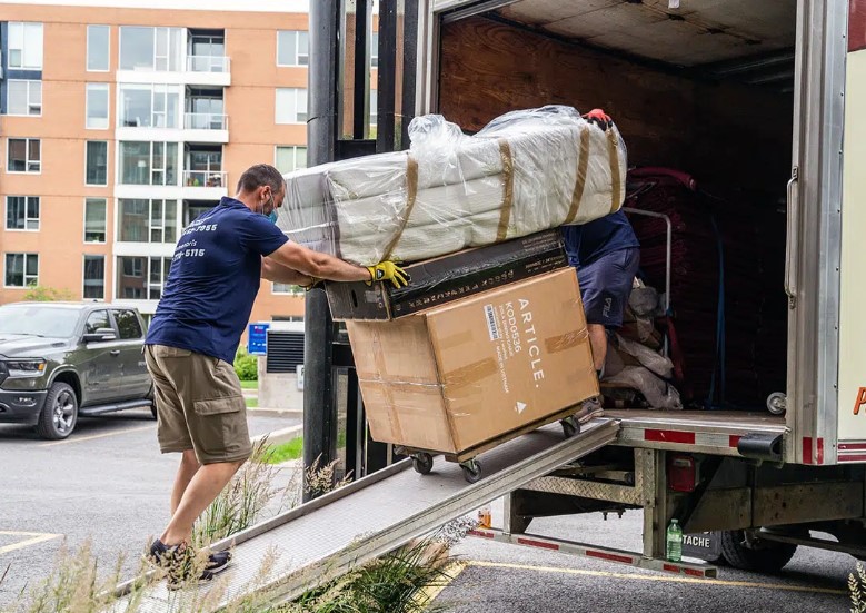 The Ultimate Checklist for Working with a Mover Company